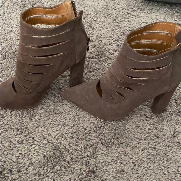 Steve Madden heels - Picture 3 of 3